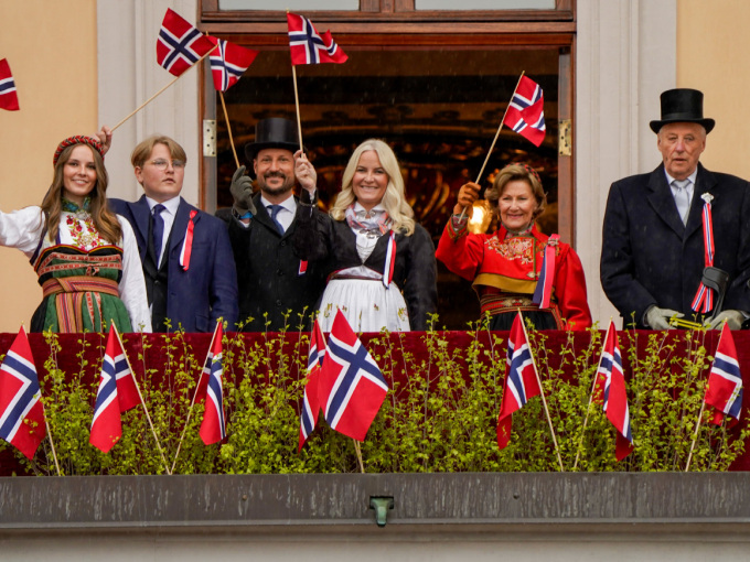 The Royal Family on the Palace Balcony. Photo: Lise Åserud. 